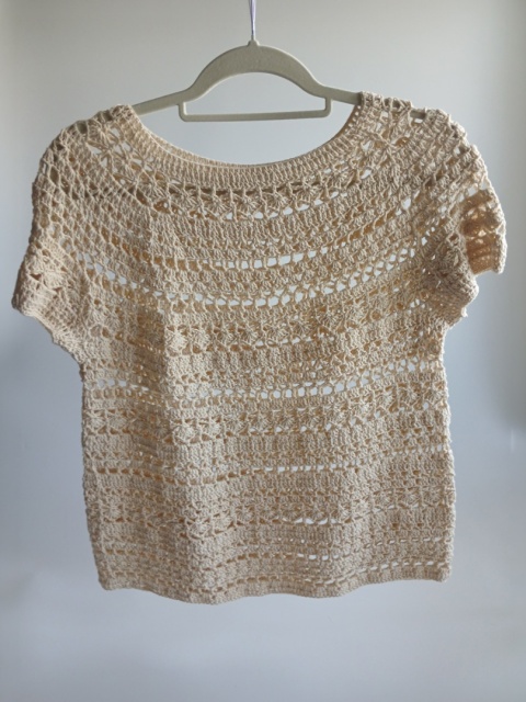 Ażurowy T-shirt ecrue