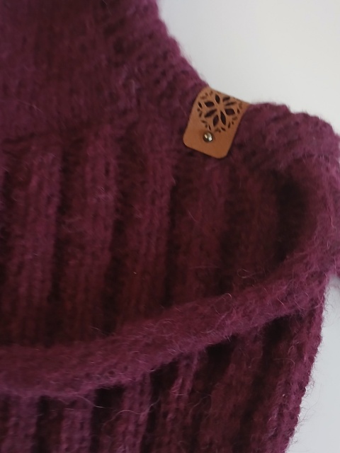 Balaclava alpaca - wiśniowy
