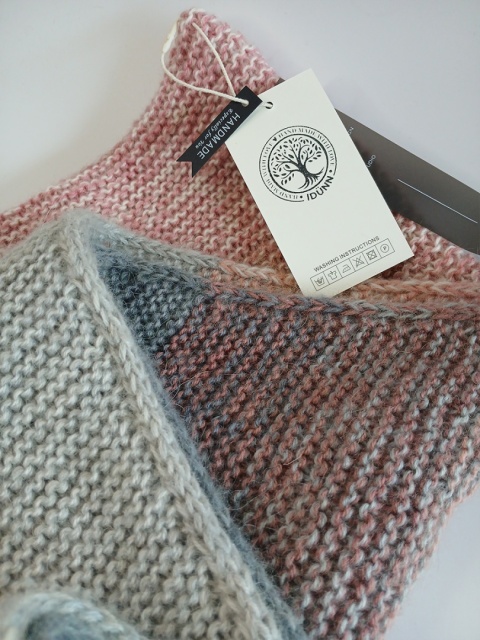 Sophy-hood / angora cake